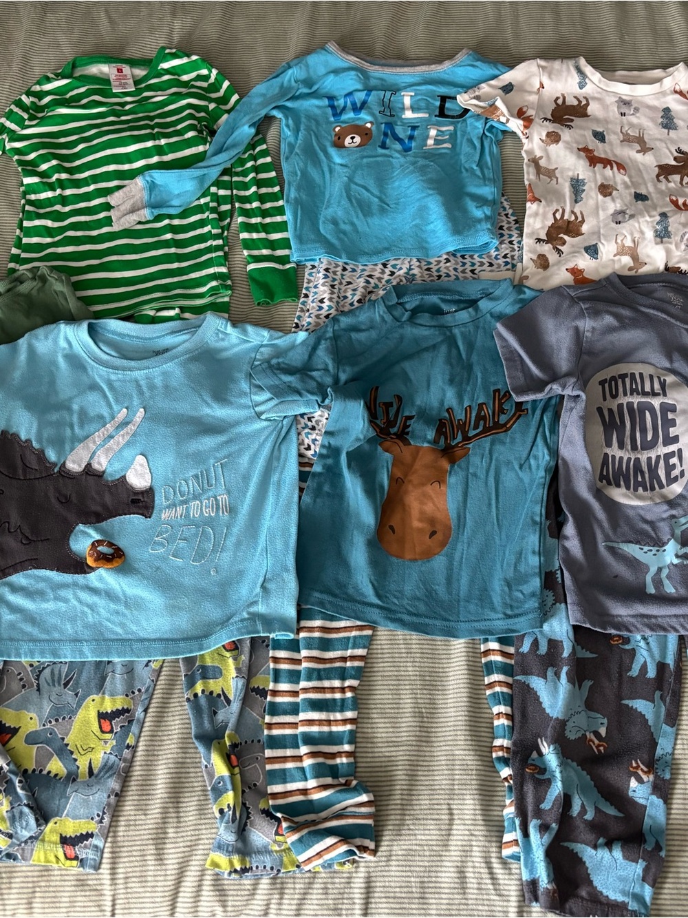 Lot of 7 toddler pajamas, blue, dinosaur, stripe, bear
